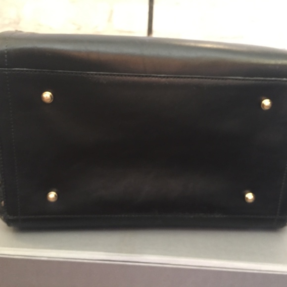 SOLD! Firefly Gardner Hadley Tote!  Like New! - Picture 4 of 6